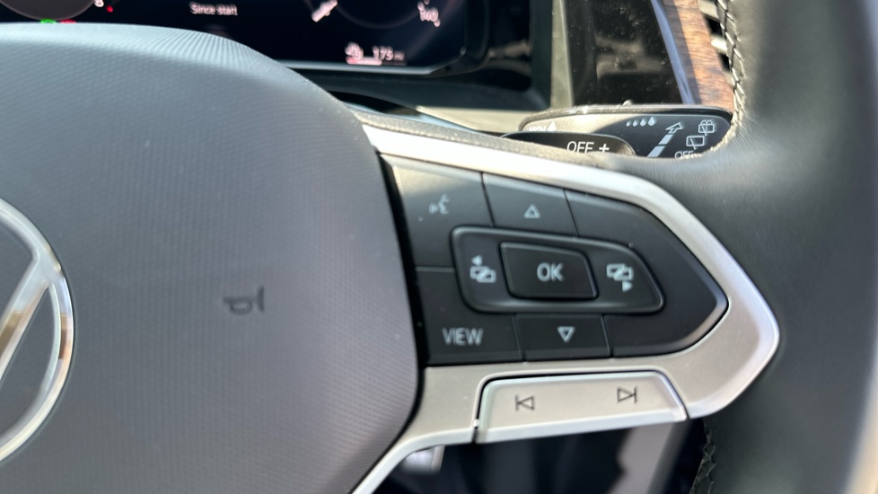 Volkswagen Multivan 1.5 TSI eHybrid Style 5dr LWB 4MOTION DSG Estate - Image 43