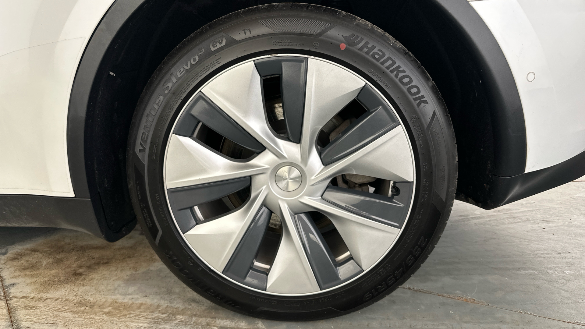 4020885 Long Range AWD 5dr Auto