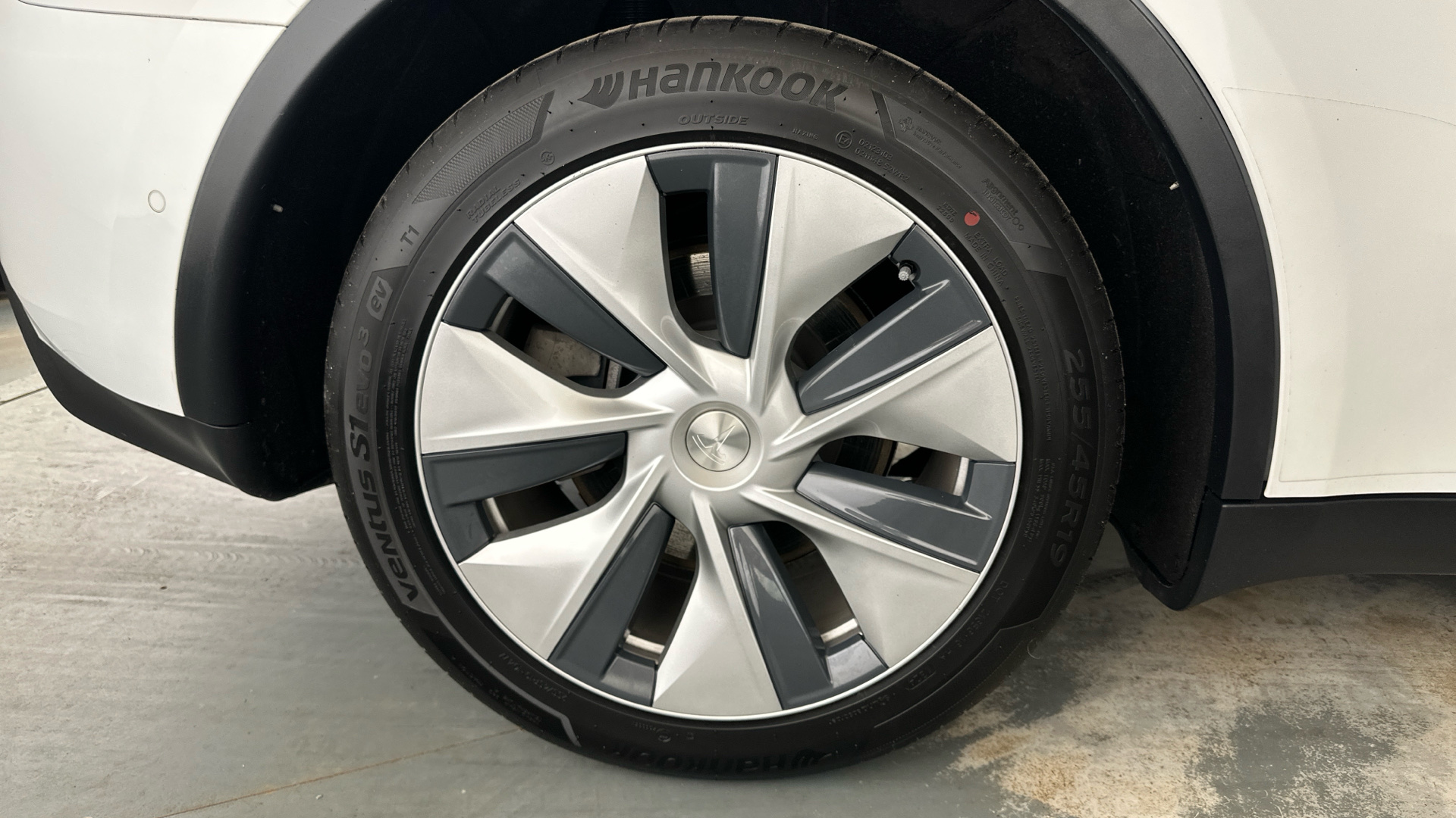 4020885 Long Range AWD 5dr Auto