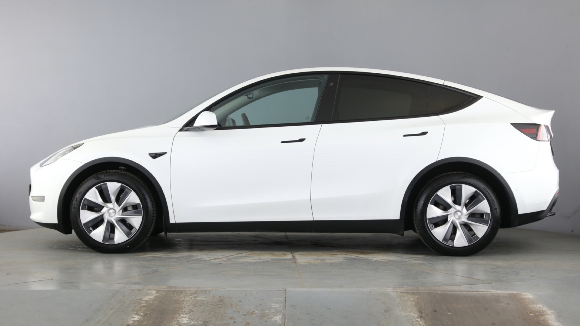 4027740 Long Range AWD 5dr Auto