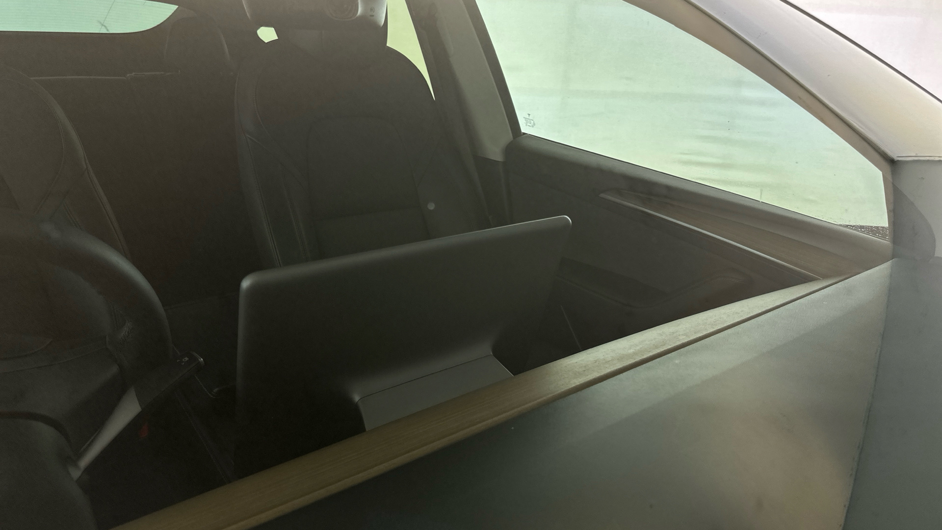 4027740 Long Range AWD 5dr Auto