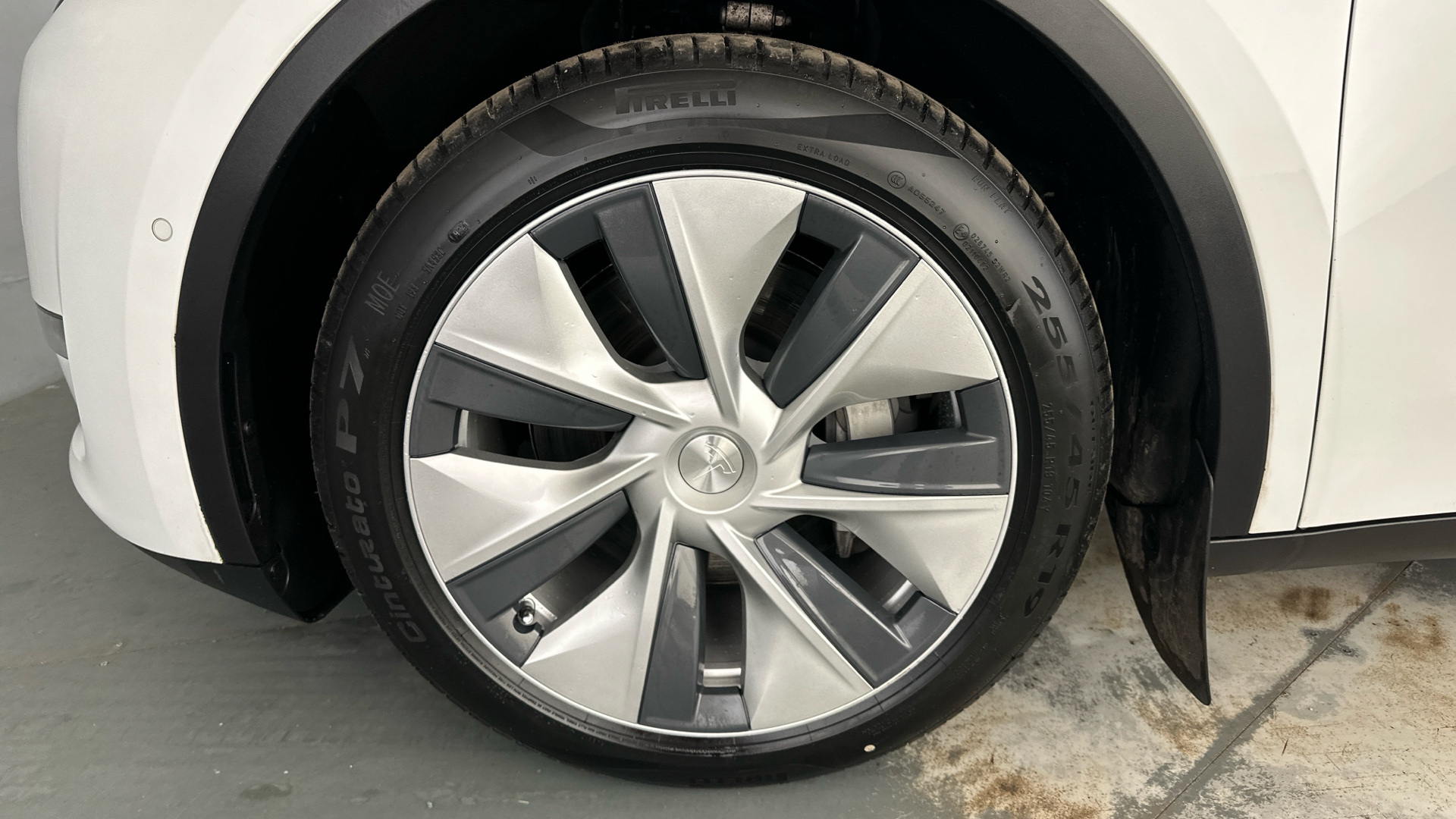 4027740 Long Range AWD 5dr Auto