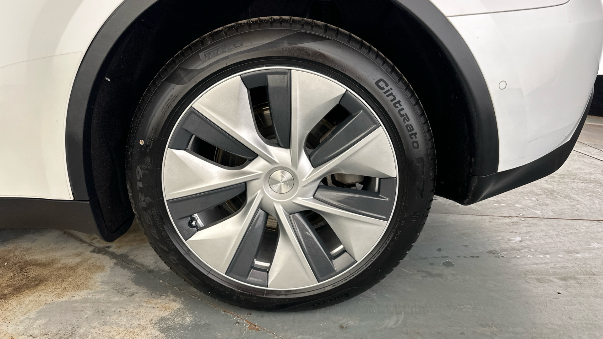 4027740 Long Range AWD 5dr Auto