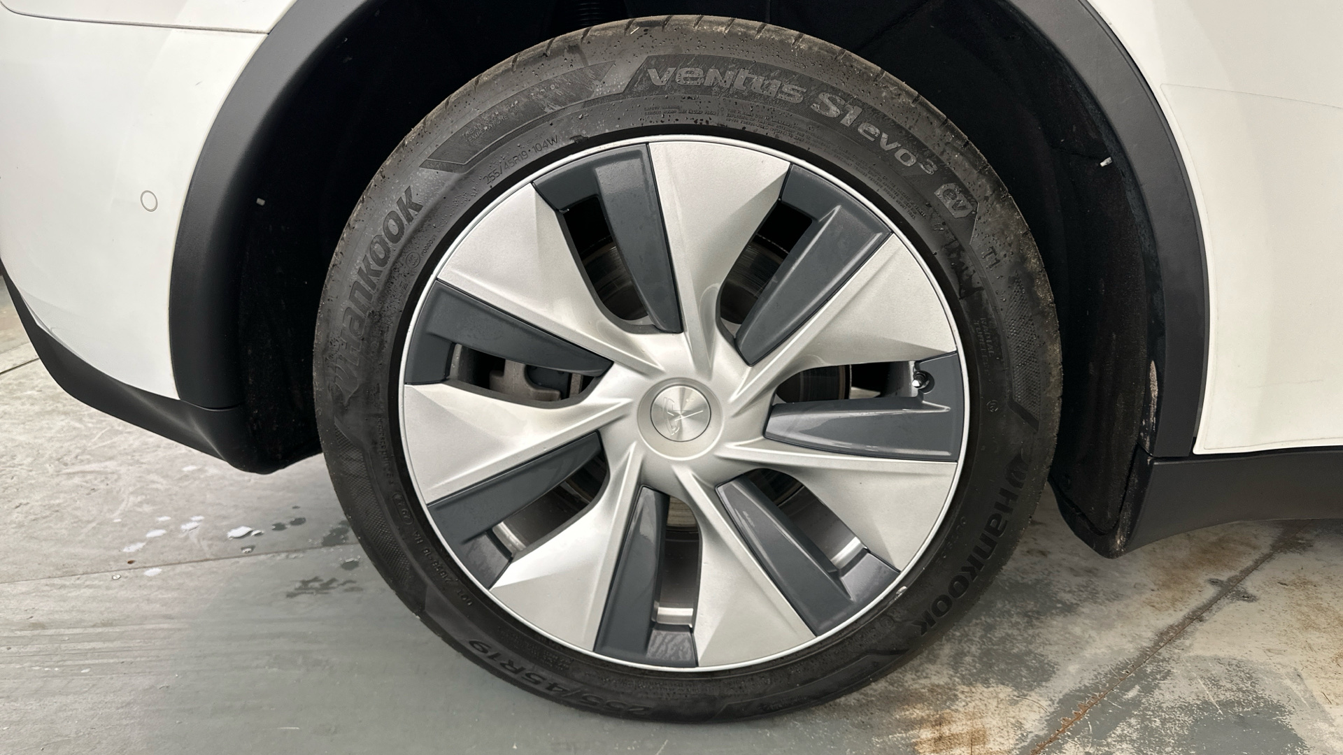 4027740 Long Range AWD 5dr Auto