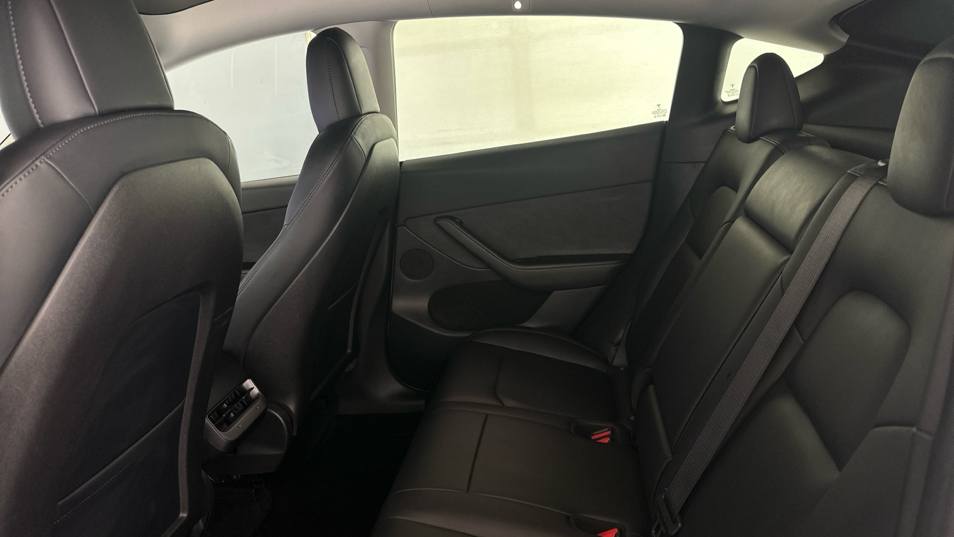 4027692 Long Range AWD 5dr Auto