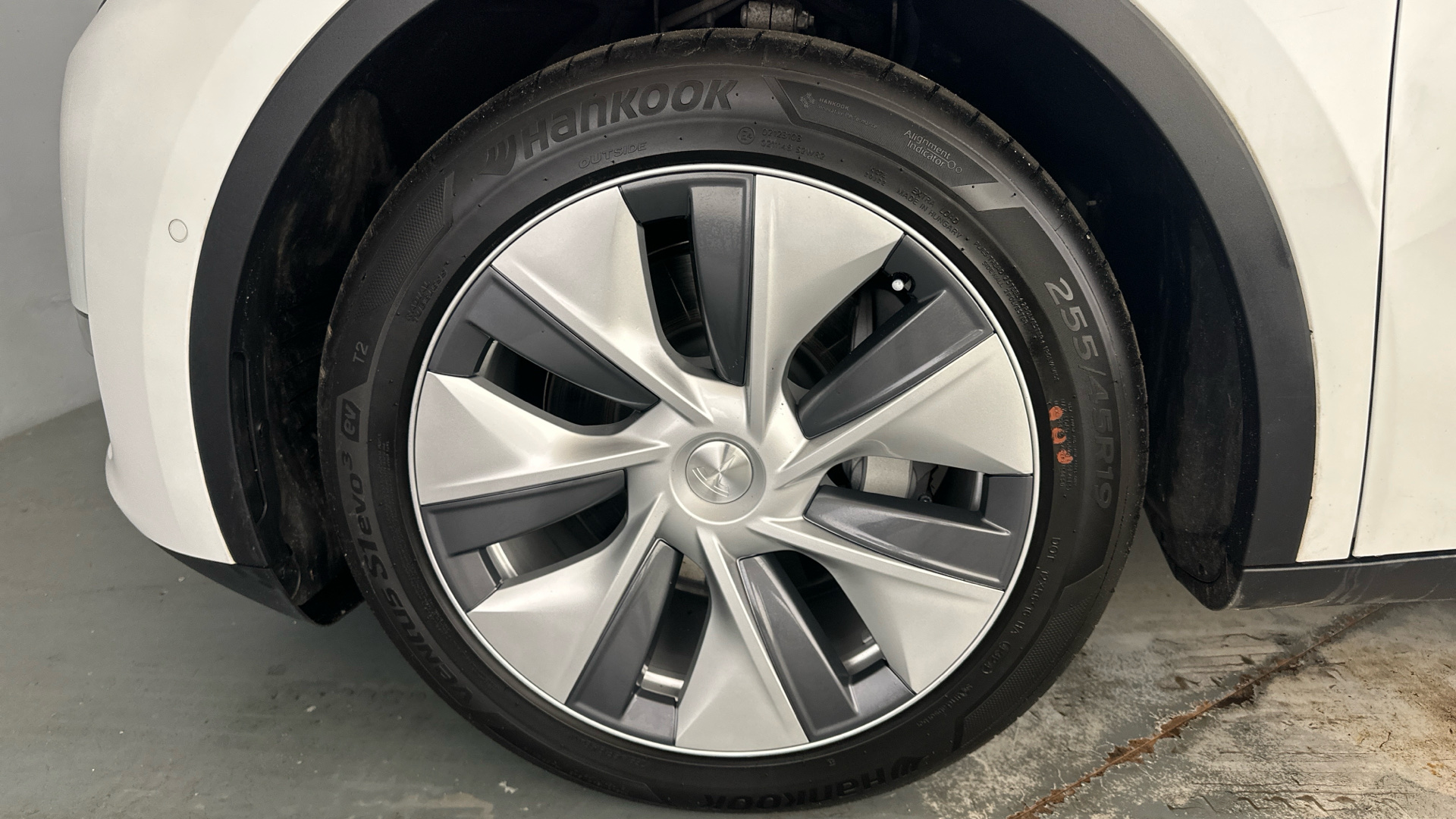 4027692 Long Range AWD 5dr Auto