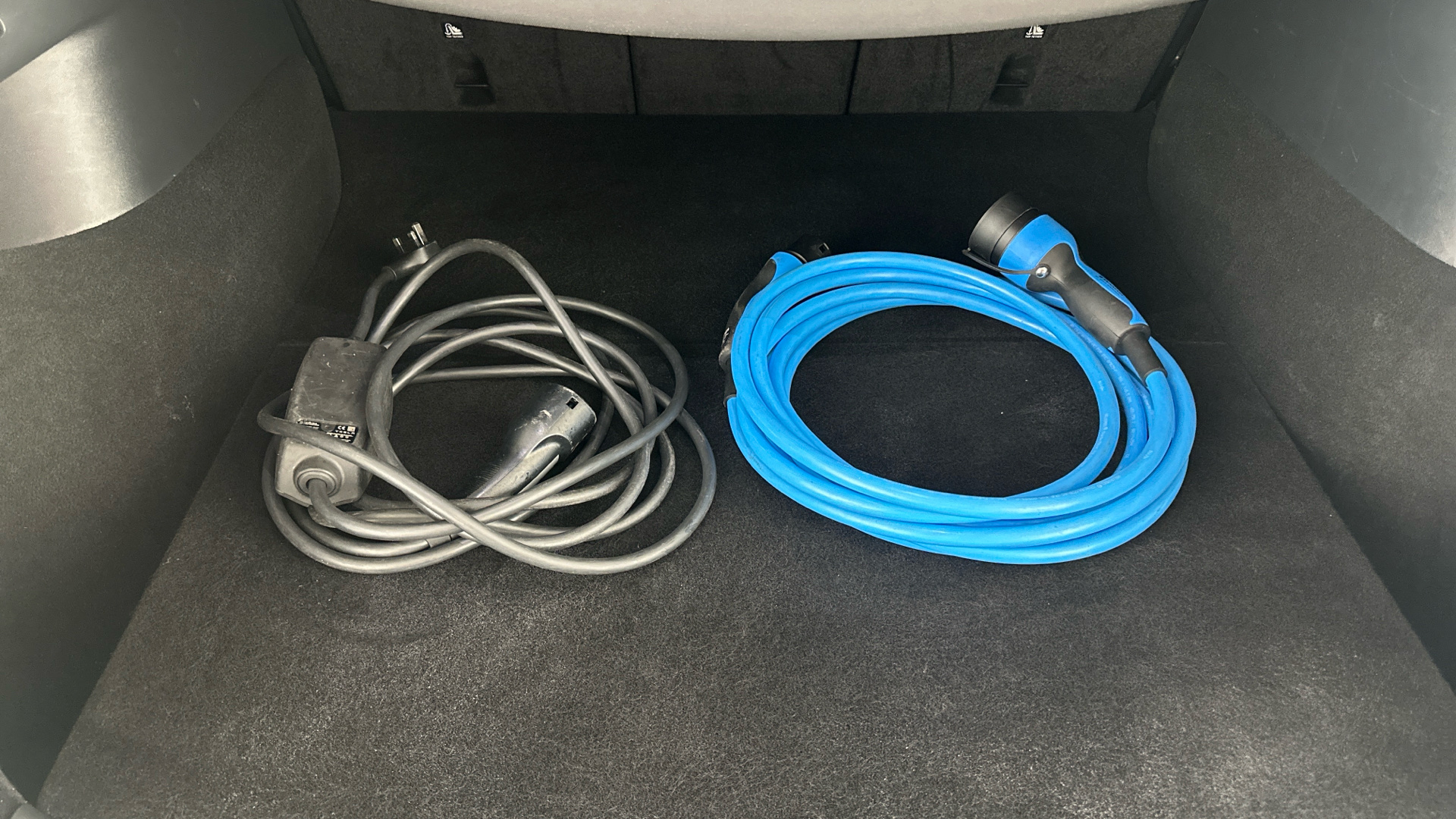 4027692 Long Range AWD 5dr Auto