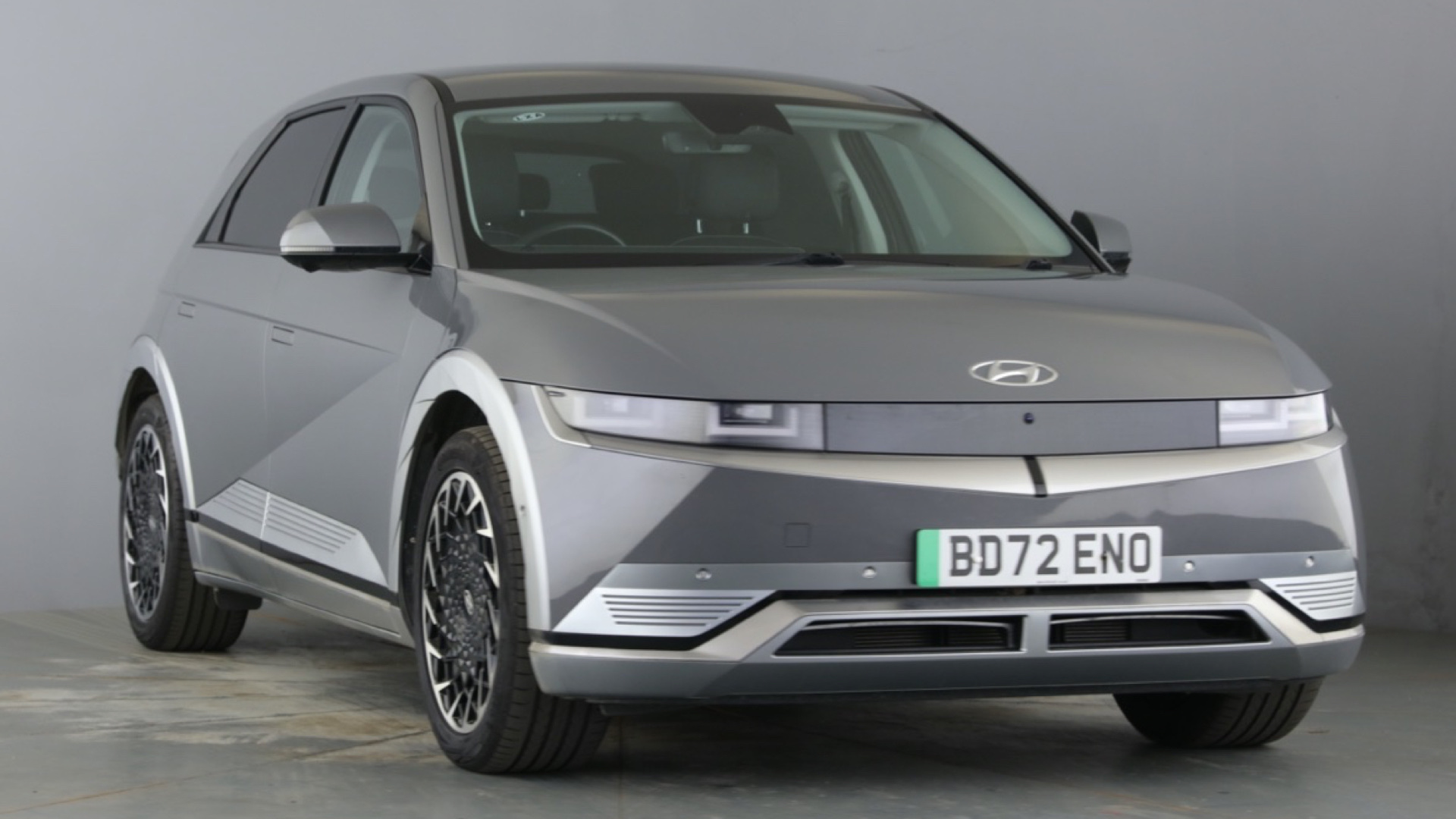 4049218 160kW Ultimate 73 kWh 5dr Auto [Tech]