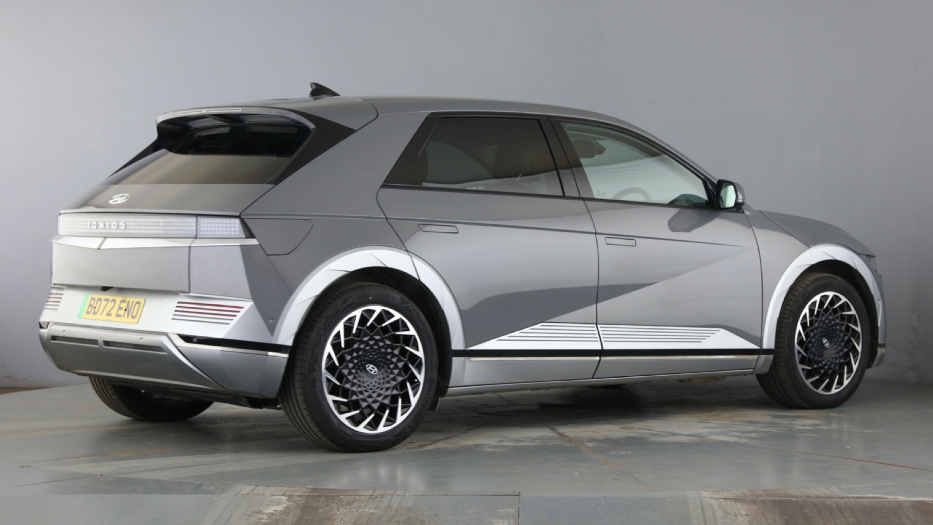 4049218 160kW Ultimate 73 kWh 5dr Auto [Tech]