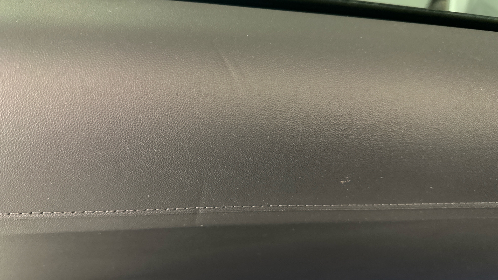 4049218 160kW Ultimate 73 kWh 5dr Auto [Tech]