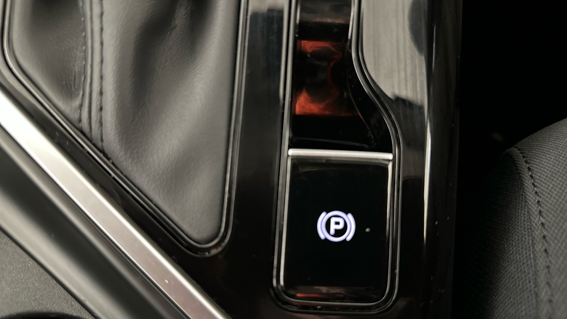 4020689 1.6 GDi Hybrid 2 5dr DCT