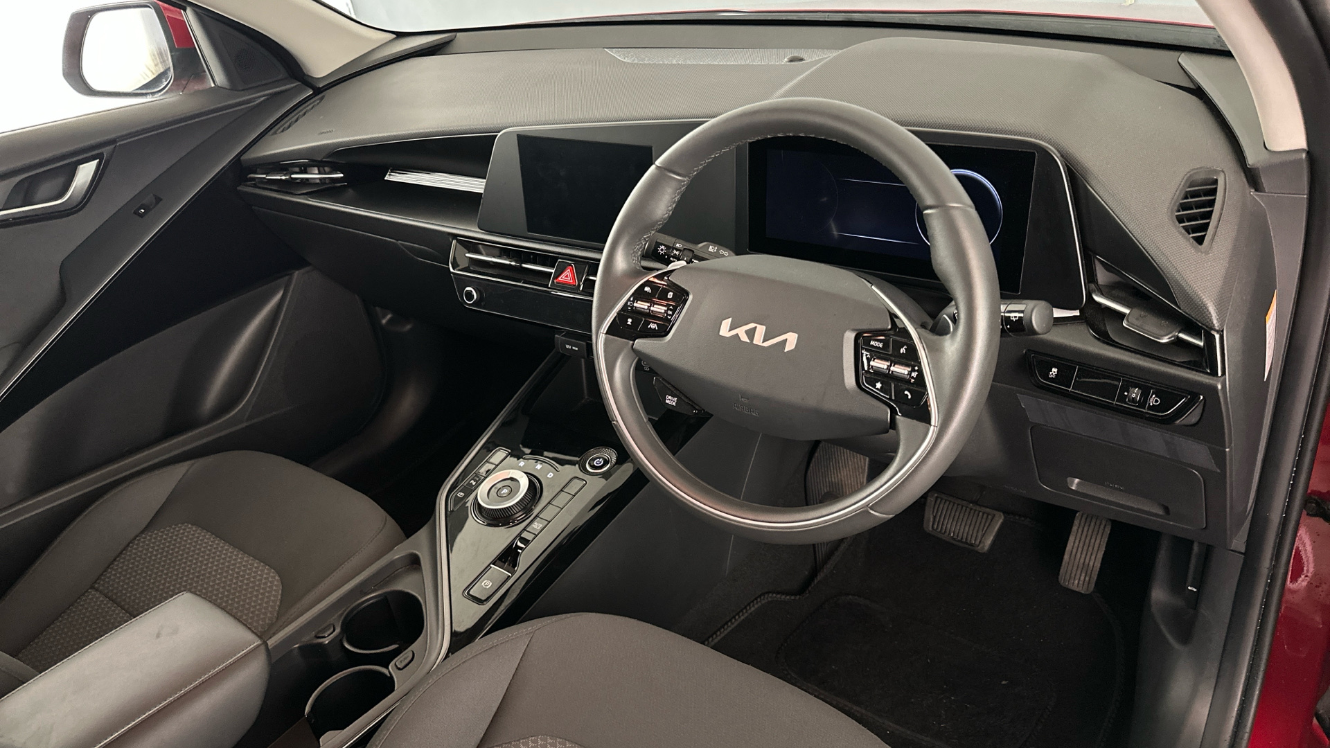 4021005 150kW 2 65kWh 5dr Auto