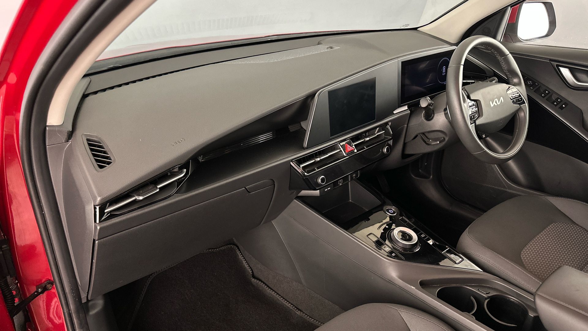 4021005 150kW 2 65kWh 5dr Auto