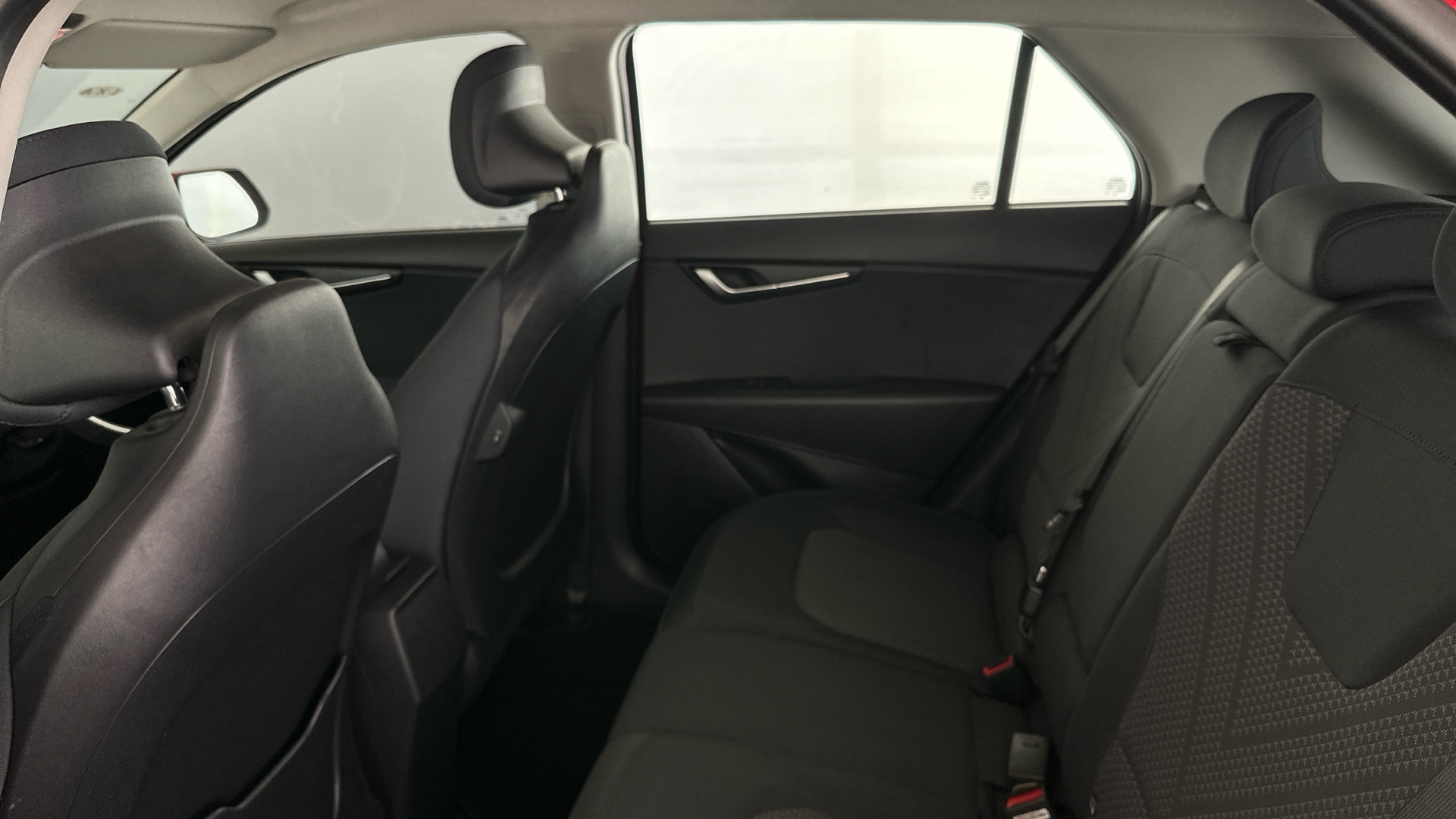 4021005 150kW 2 65kWh 5dr Auto