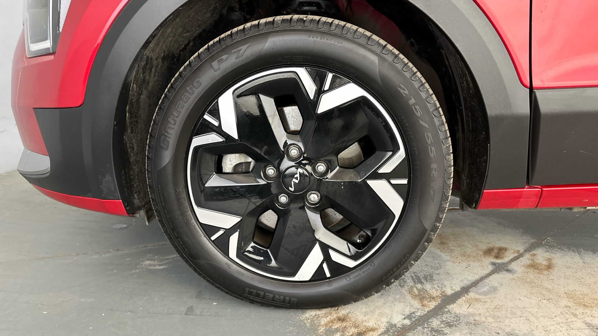 4021005 150kW 2 65kWh 5dr Auto