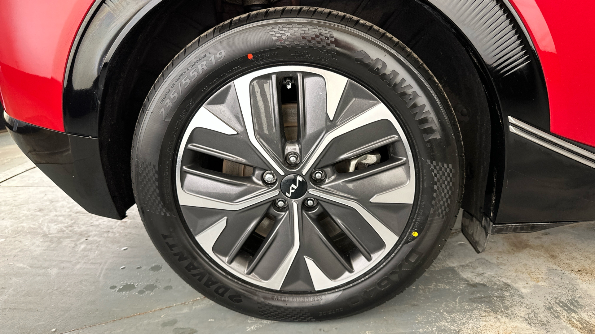 4021006 166kW Air 77.4kWh 5dr Auto