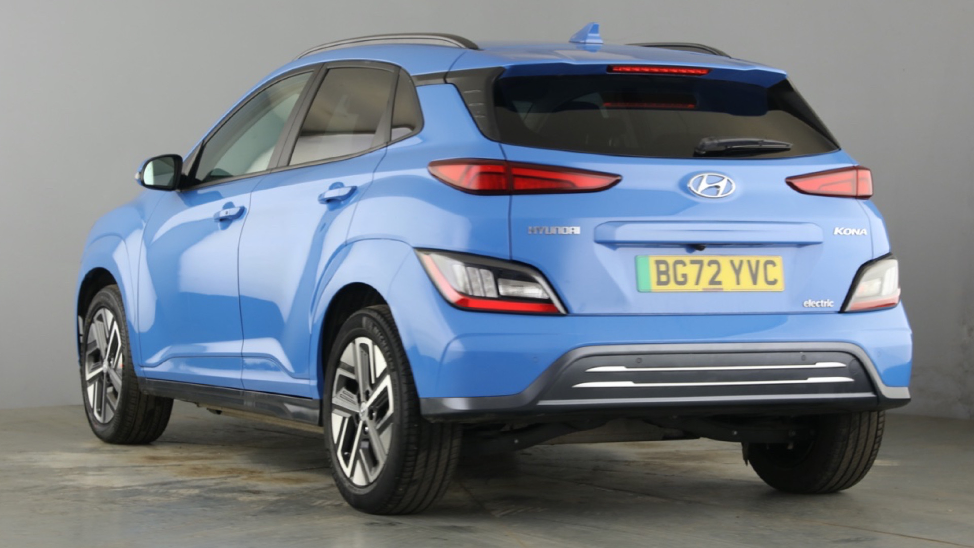 4027737 150kW Premium 64kWh 5dr Auto