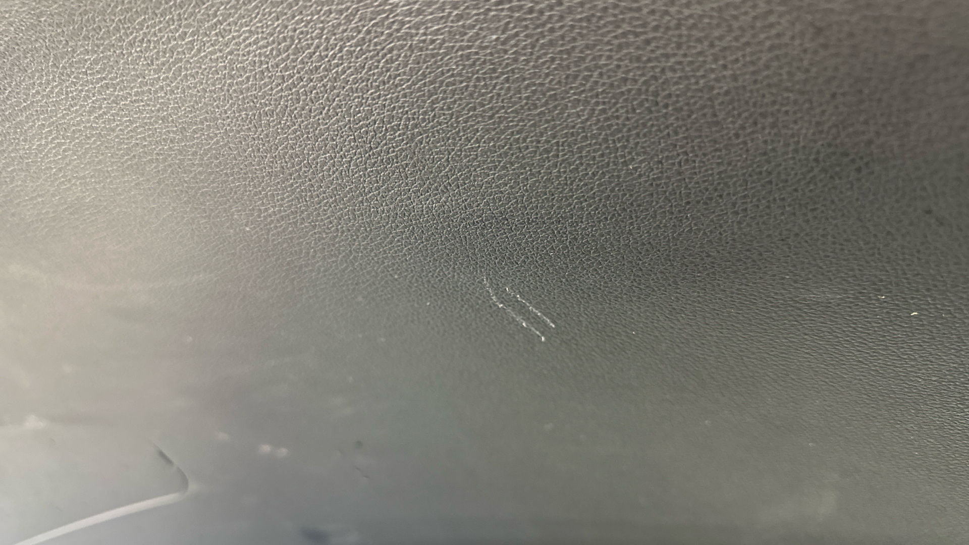 4027737 150kW Premium 64kWh 5dr Auto