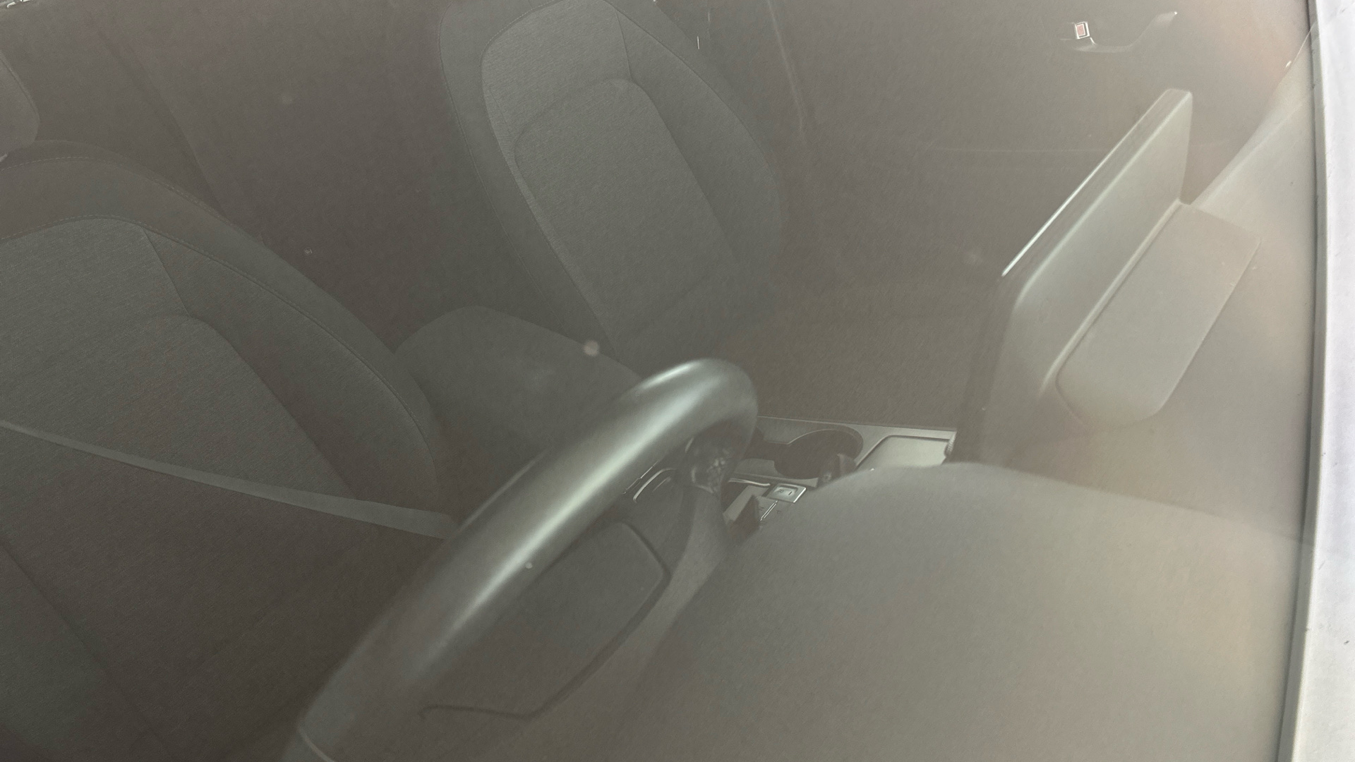 4027737 150kW Premium 64kWh 5dr Auto