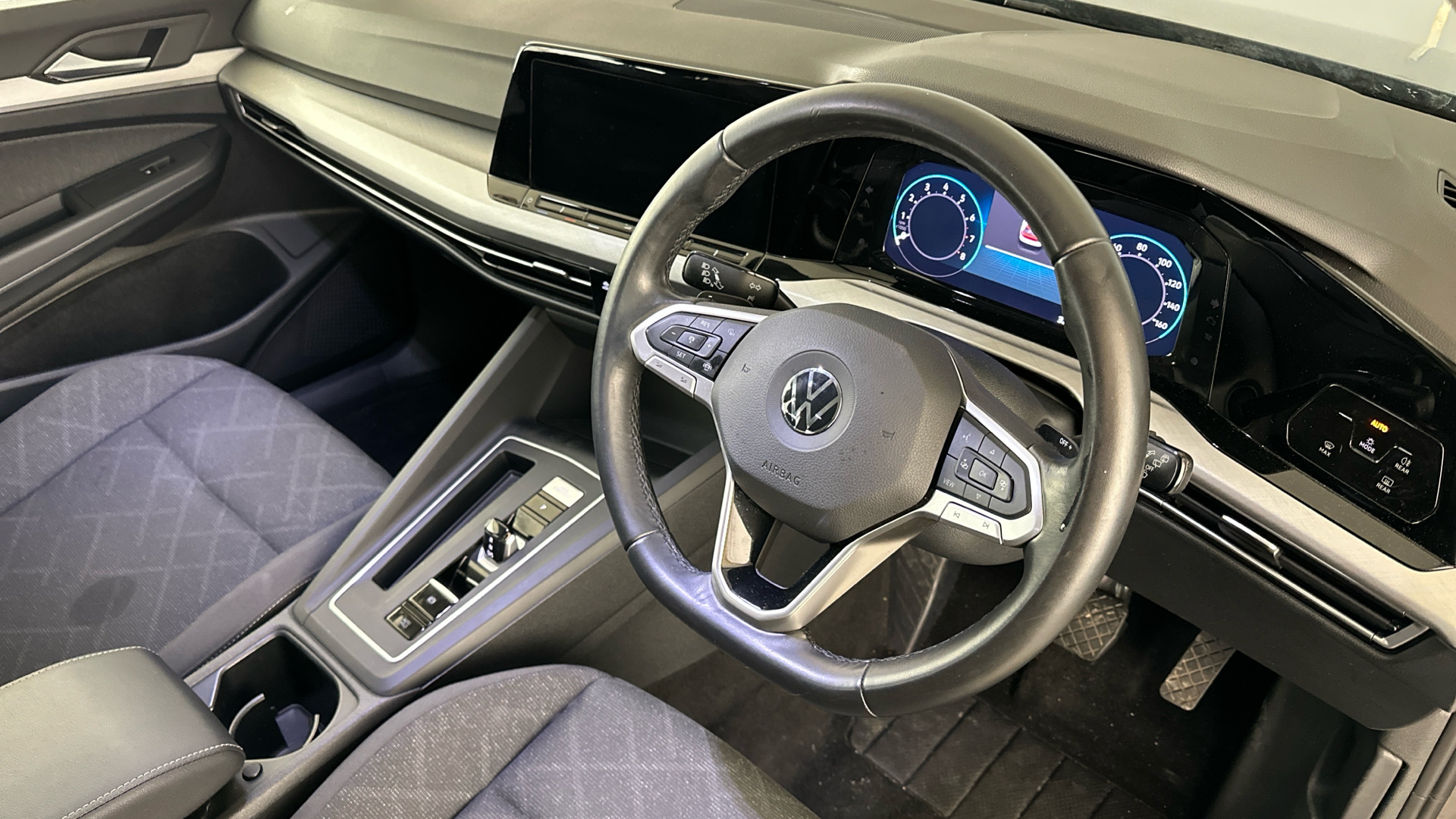 4058314 1.5 eTSI 150 Life 5dr DSG