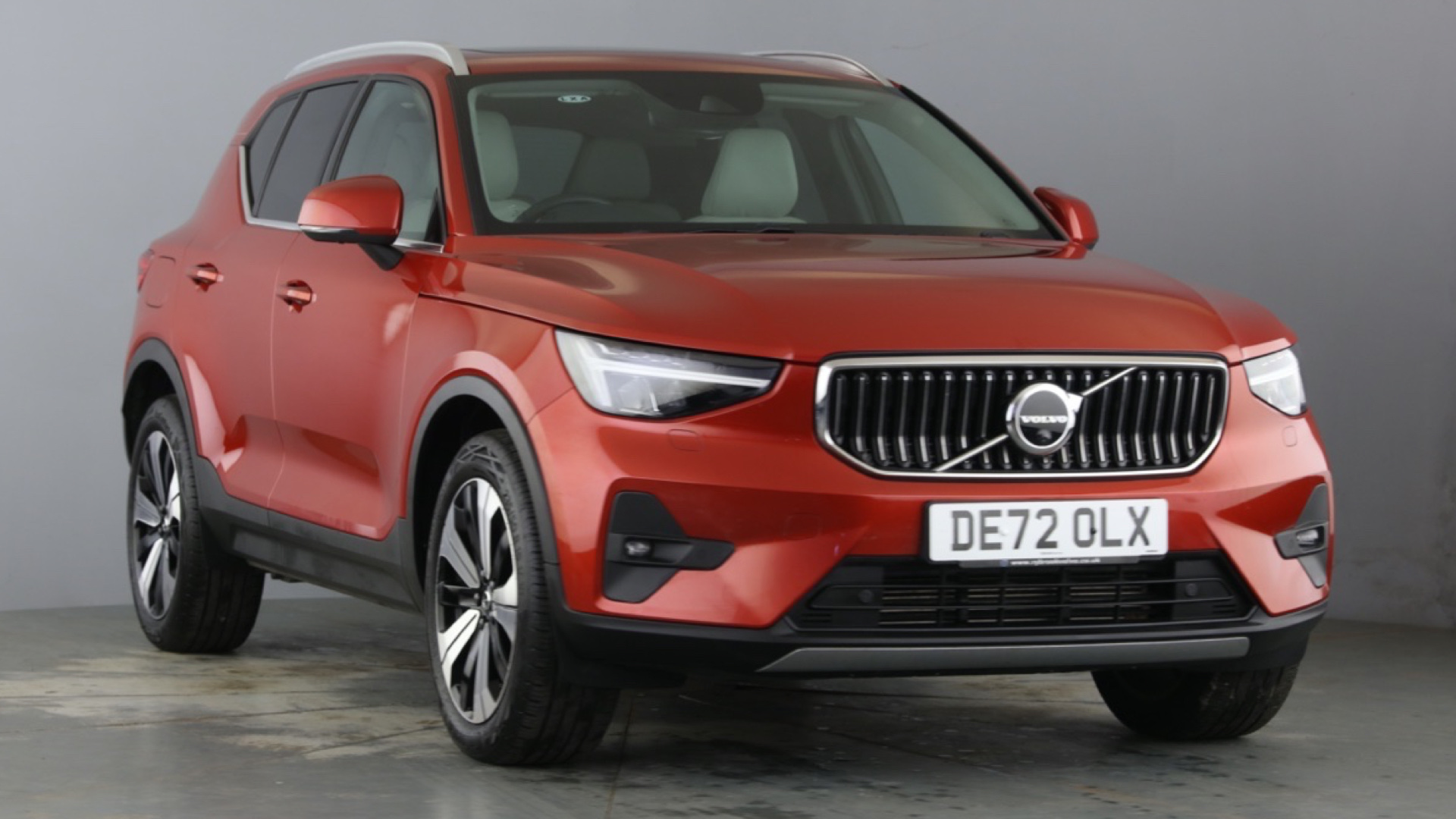 4020708 1.5 T5 Recharge PHEV Ultimate Bright 5dr Auto