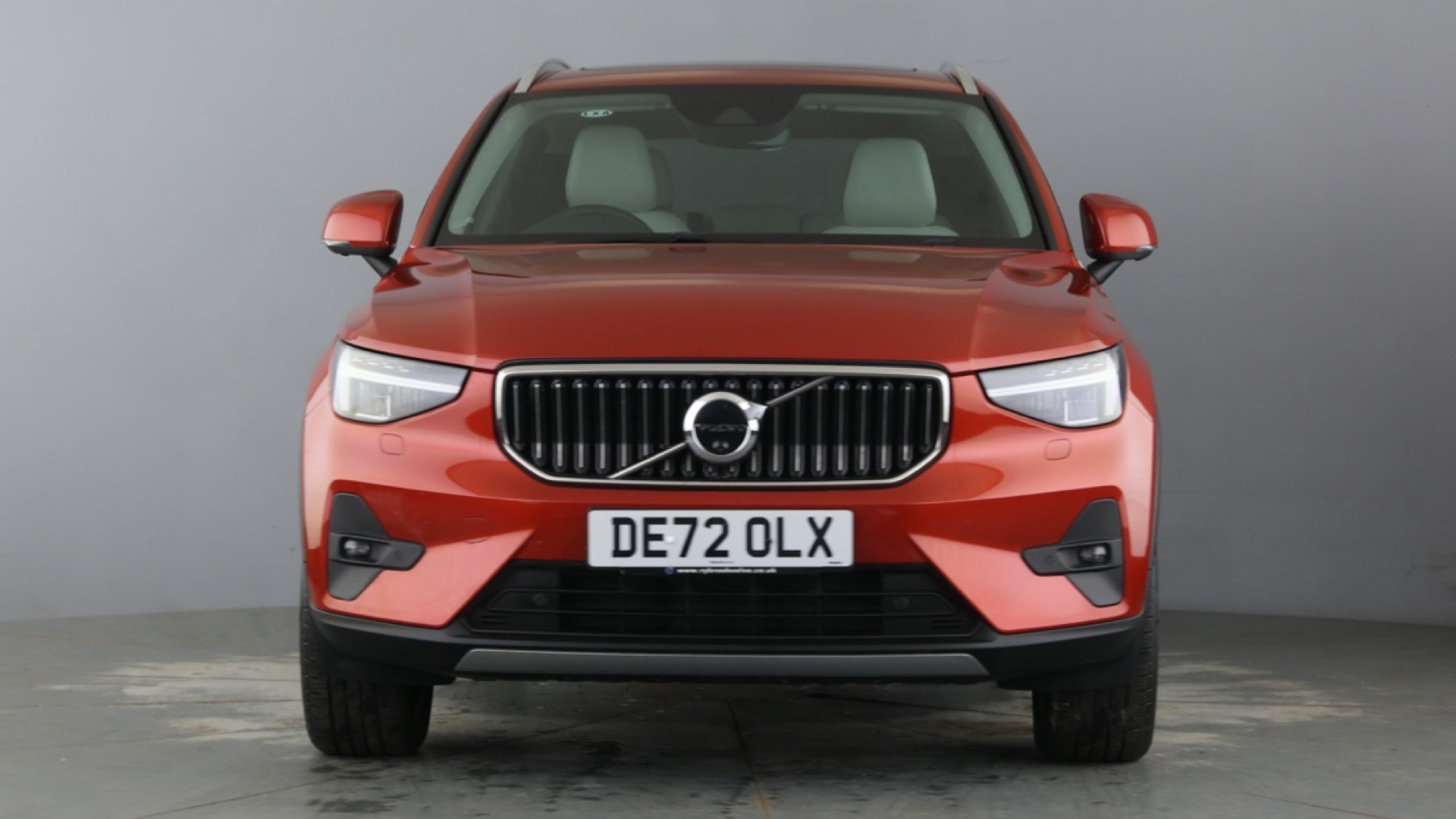 4020708 1.5 T5 Recharge PHEV Ultimate Bright 5dr Auto