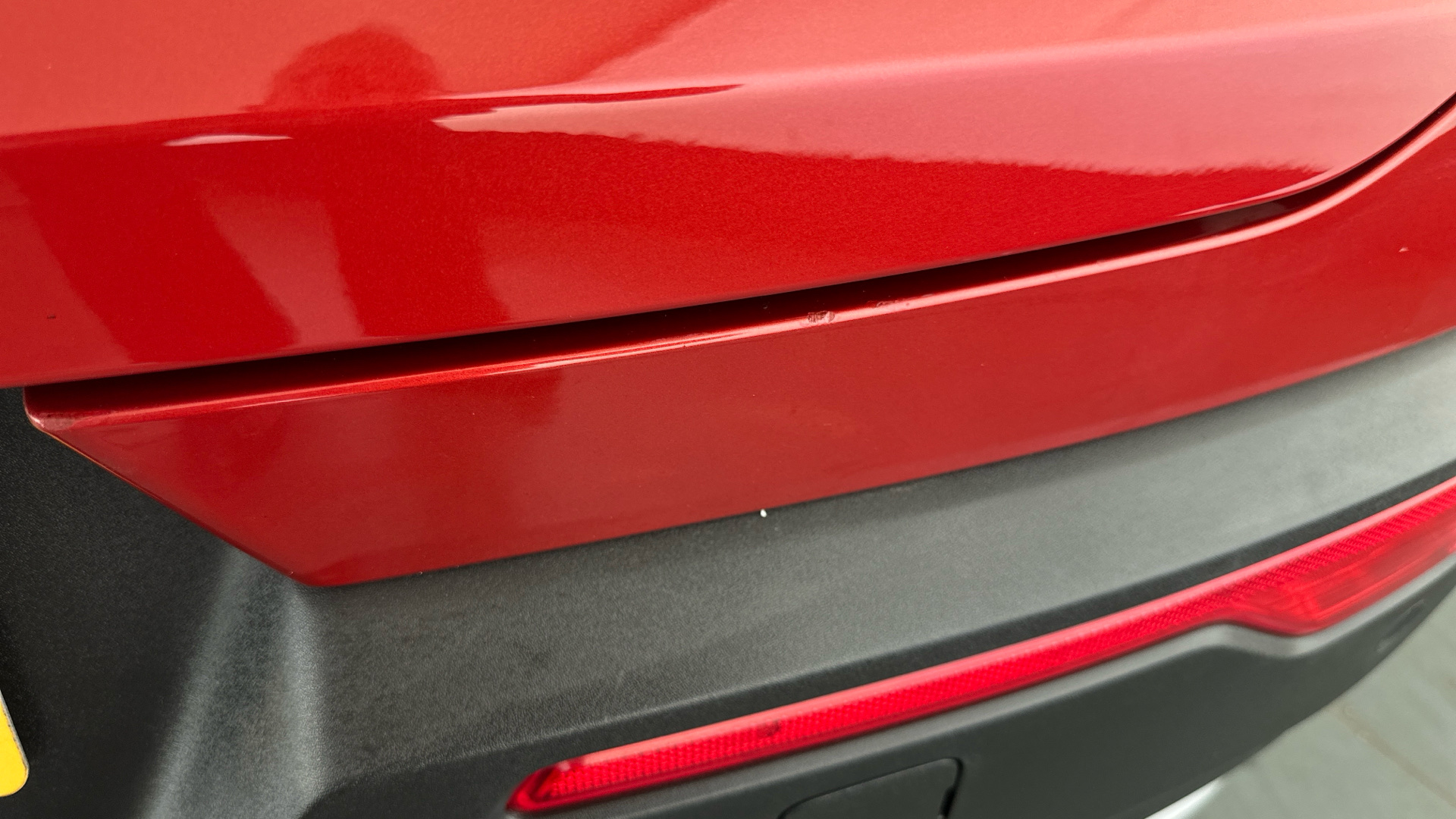 4020708 1.5 T5 Recharge PHEV Ultimate Bright 5dr Auto