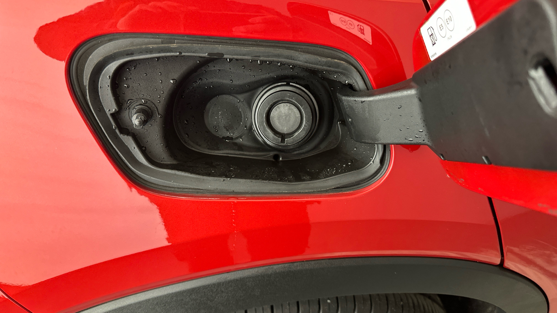 4020708 1.5 T5 Recharge PHEV Ultimate Bright 5dr Auto