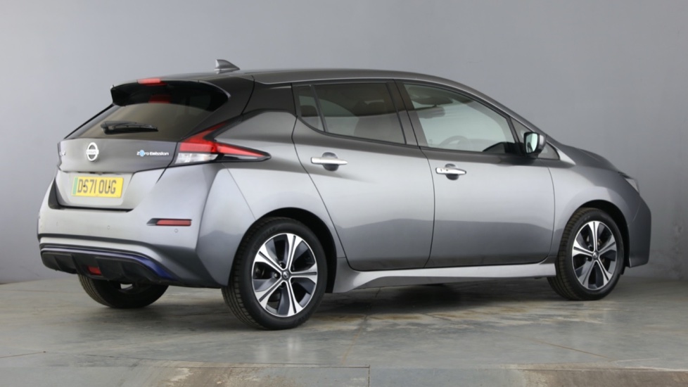 NISSAN LEAF Image 5