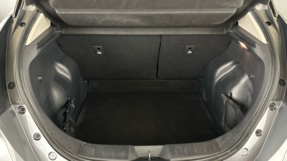 NISSAN LEAF Image 15