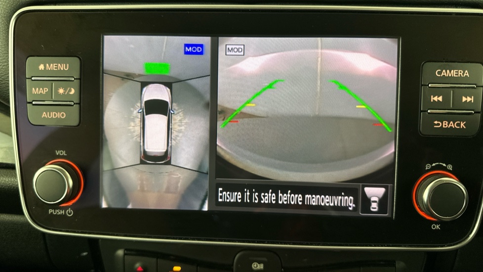 NISSAN LEAF Image 25