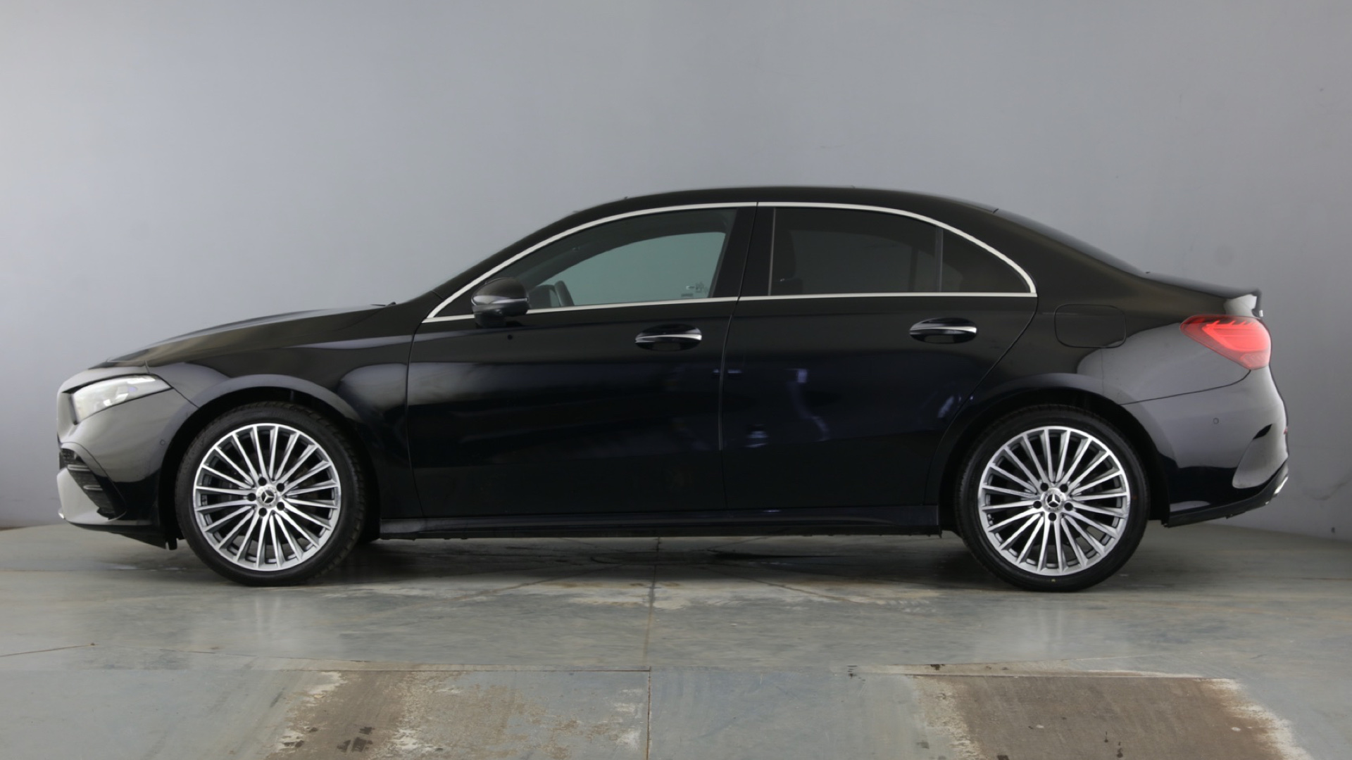 A250e AMG Line Premium Plus 4dr Auto [2024]