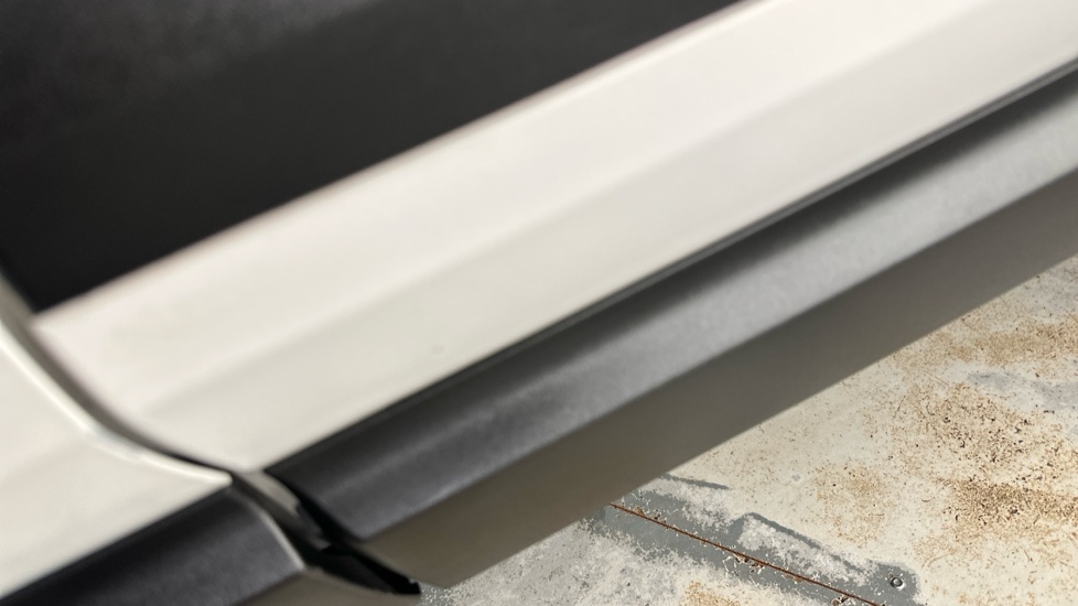 Vauxhall Mokka Scratch