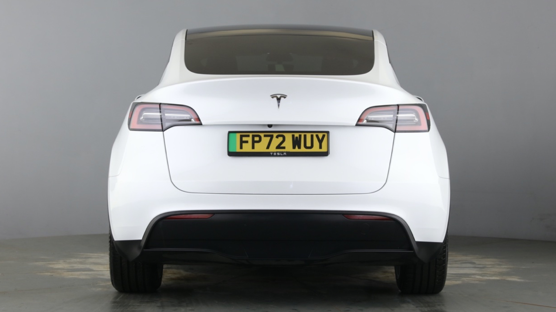 4021013 RWD 5dr Auto