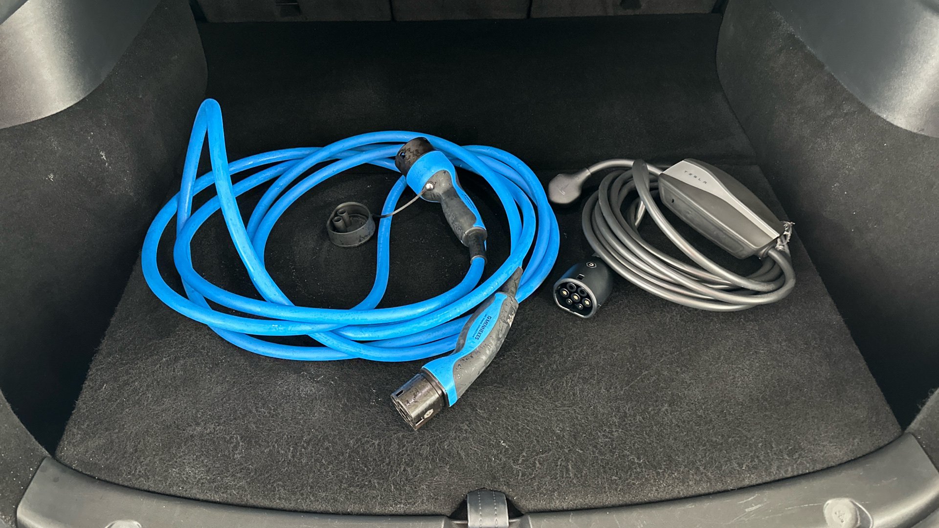 4021013 RWD 5dr Auto