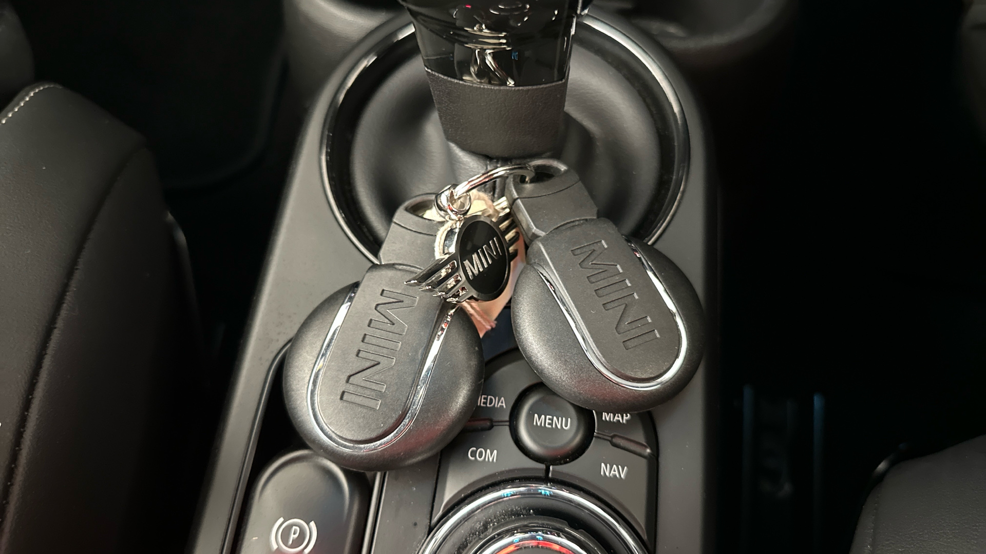 4021009 135kW Cooper S Level 2 33kWh 3dr Auto