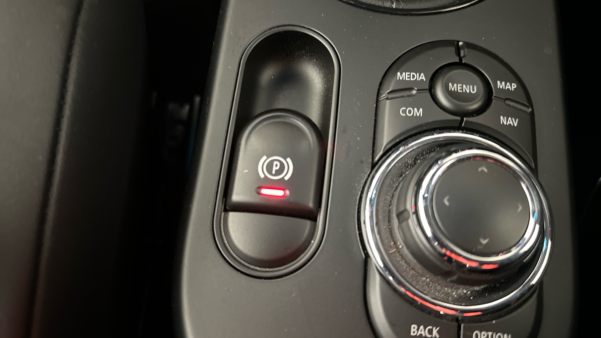 4021009 135kW Cooper S Level 2 33kWh 3dr Auto