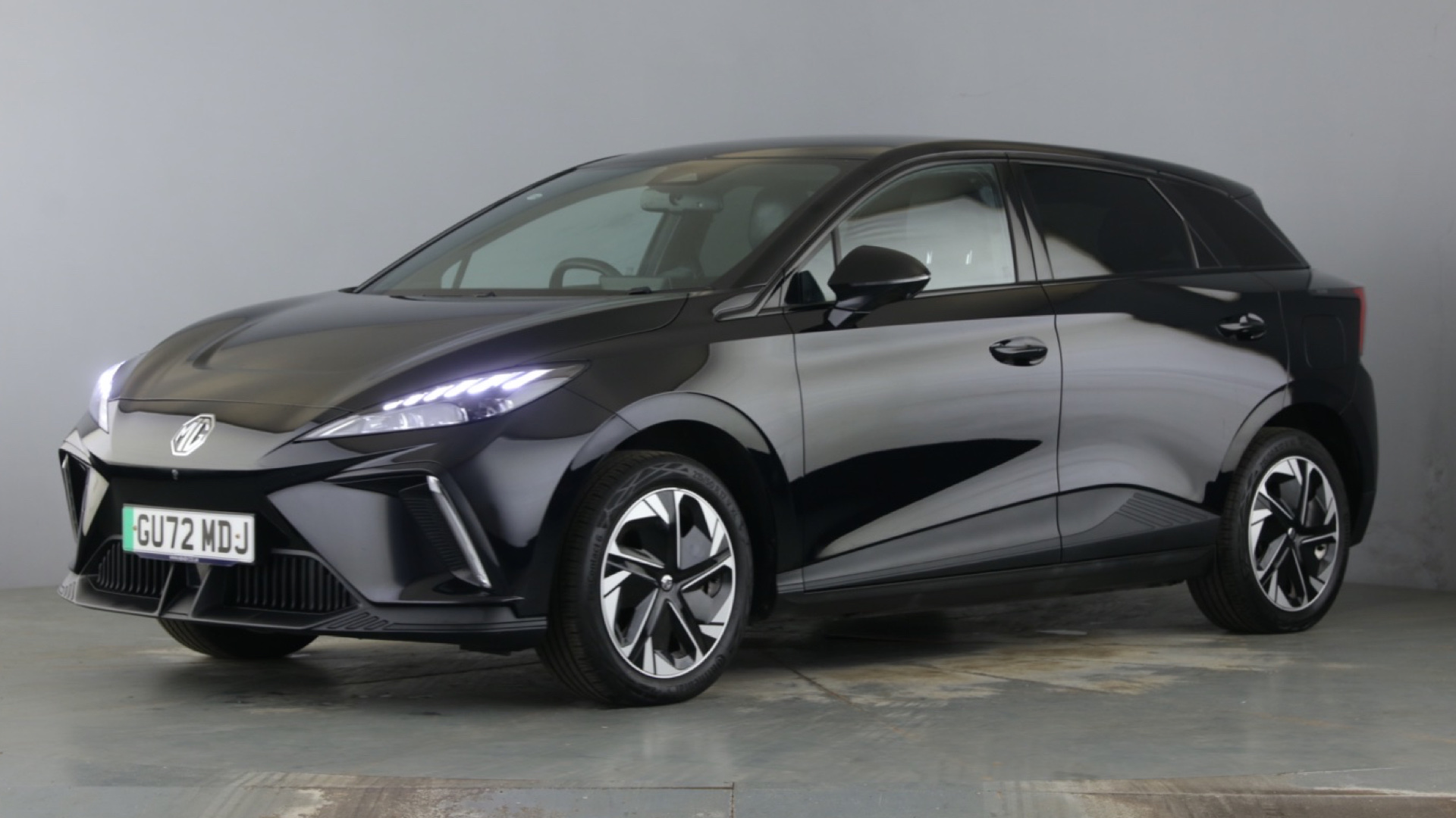150kW Trophy EV Long Range 64kWh 5dr Auto [2022]