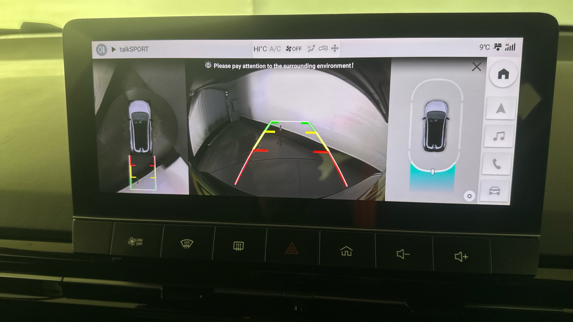 4020817 150kW Trophy EV Long Range 64kWh 5dr Auto