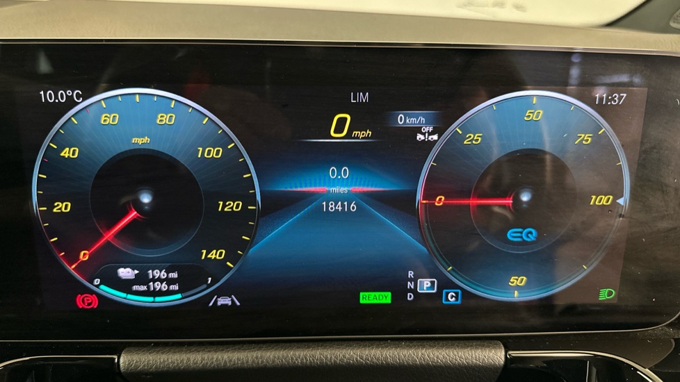 Mercedes EQA Image 13
