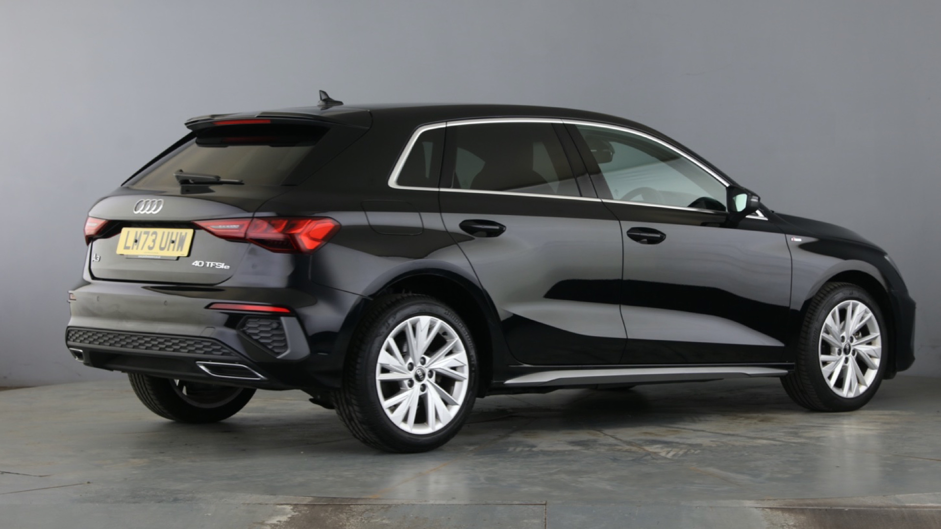 4027561 40 TFSI e S Line 5dr S Tronic [17 inch Alloy]