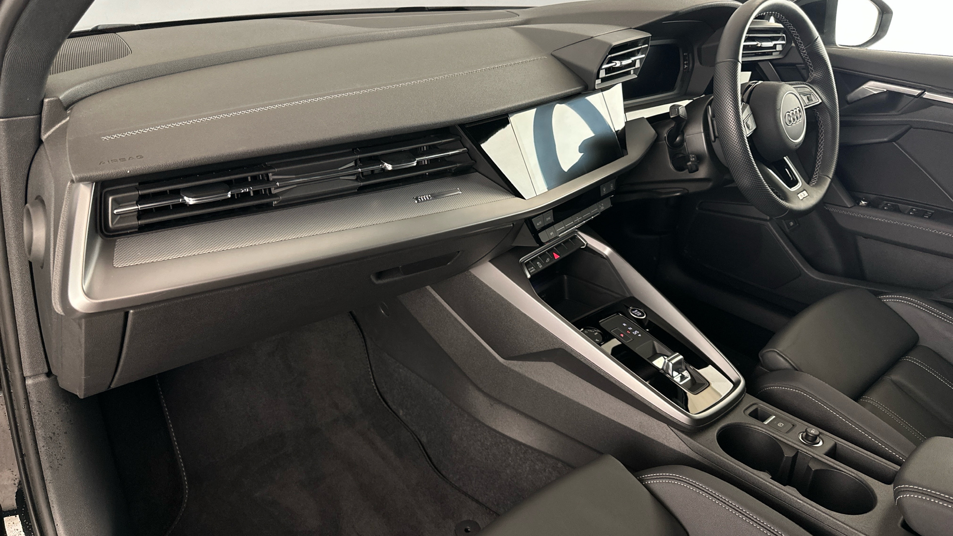 4027561 40 TFSI e S Line 5dr S Tronic [17 inch Alloy]