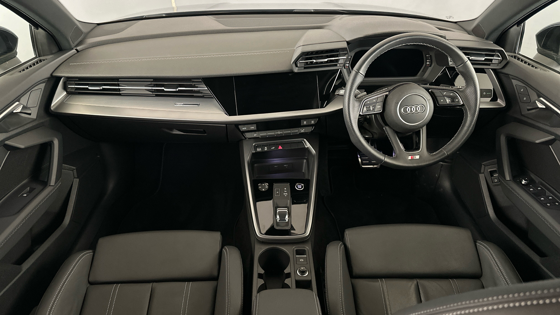 4027561 40 TFSI e S Line 5dr S Tronic [17 inch Alloy]