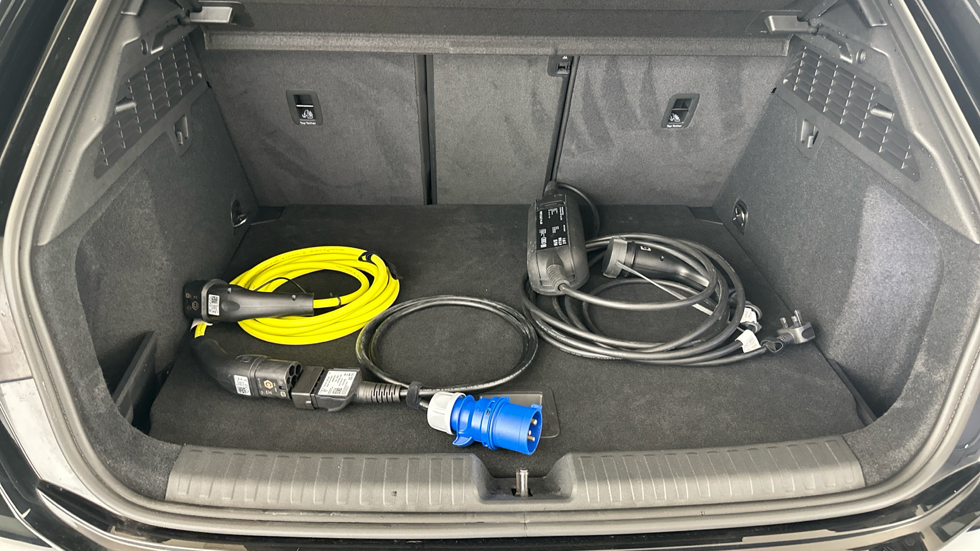 4027561 40 TFSI e S Line 5dr S Tronic [17 inch Alloy]