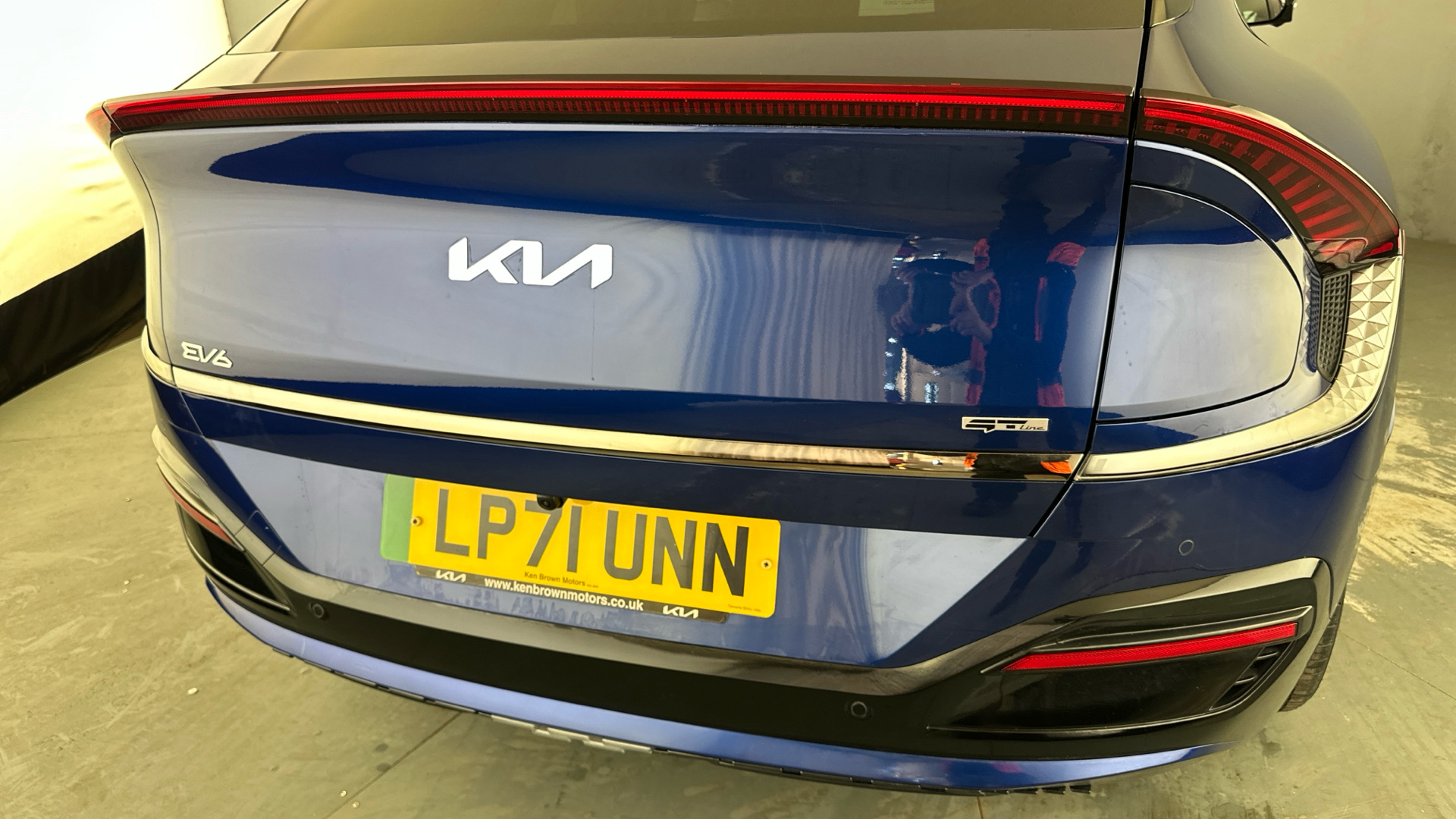 4020925 166kW GT Line S 77.4kWh 5dr Auto