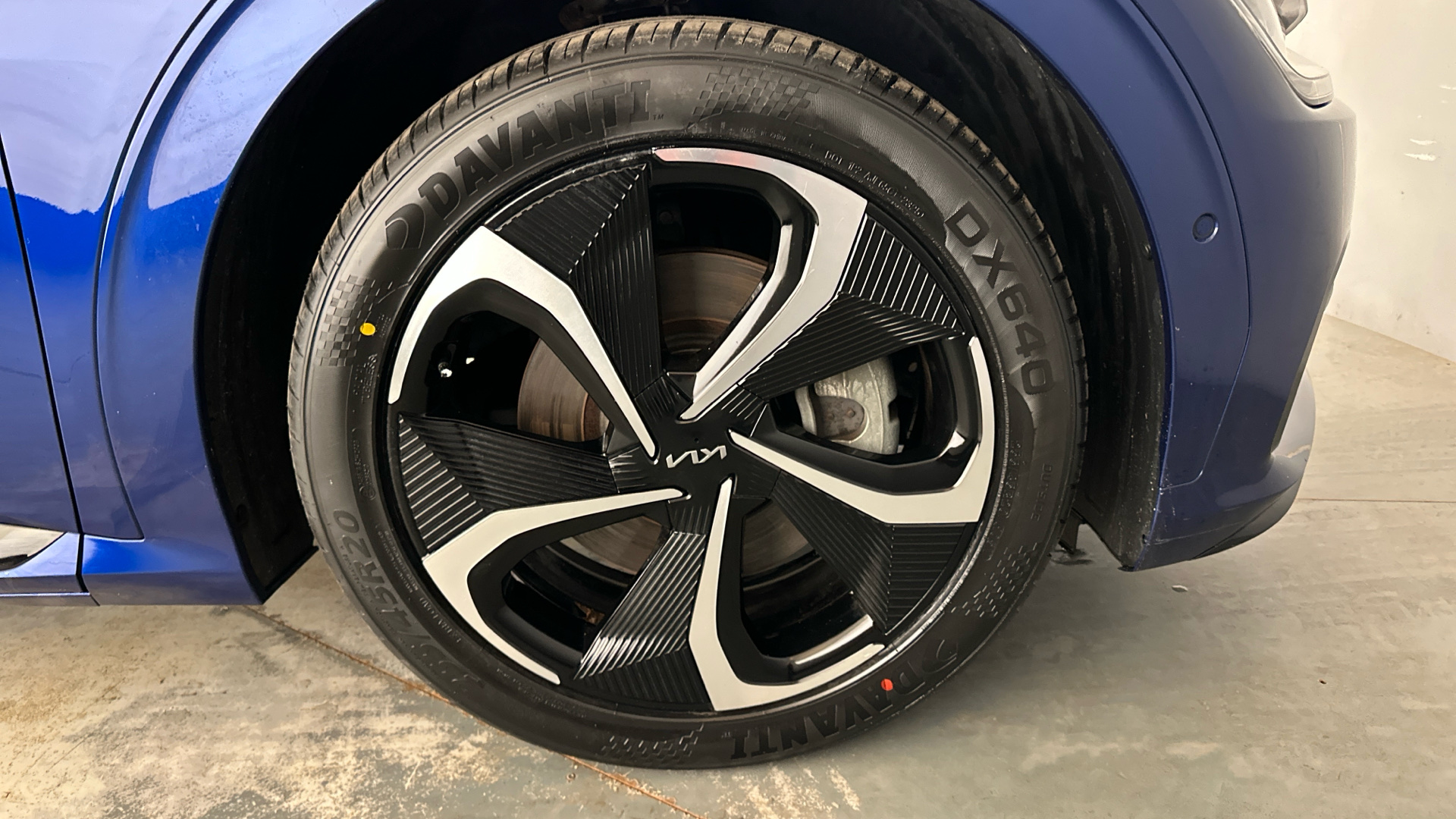 4020925 166kW GT Line S 77.4kWh 5dr Auto