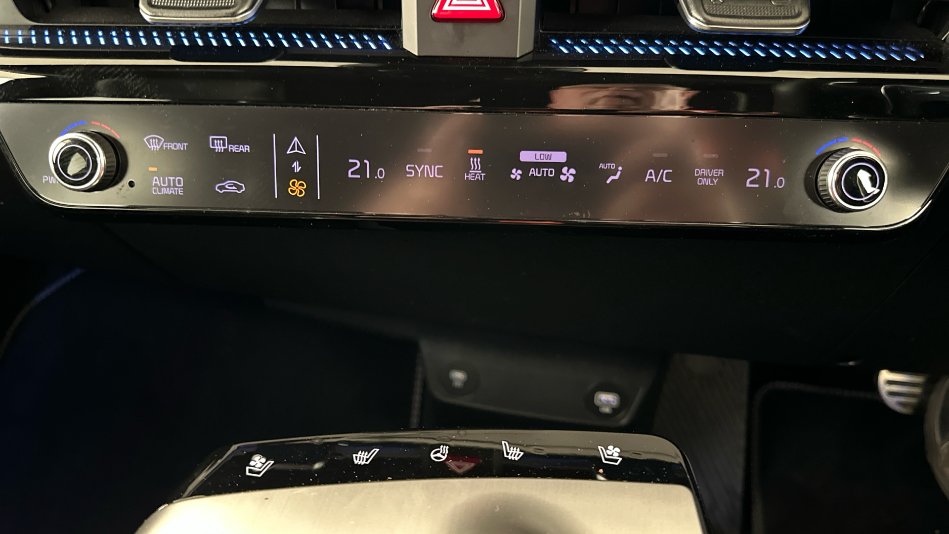 4020925 166kW GT Line S 77.4kWh 5dr Auto