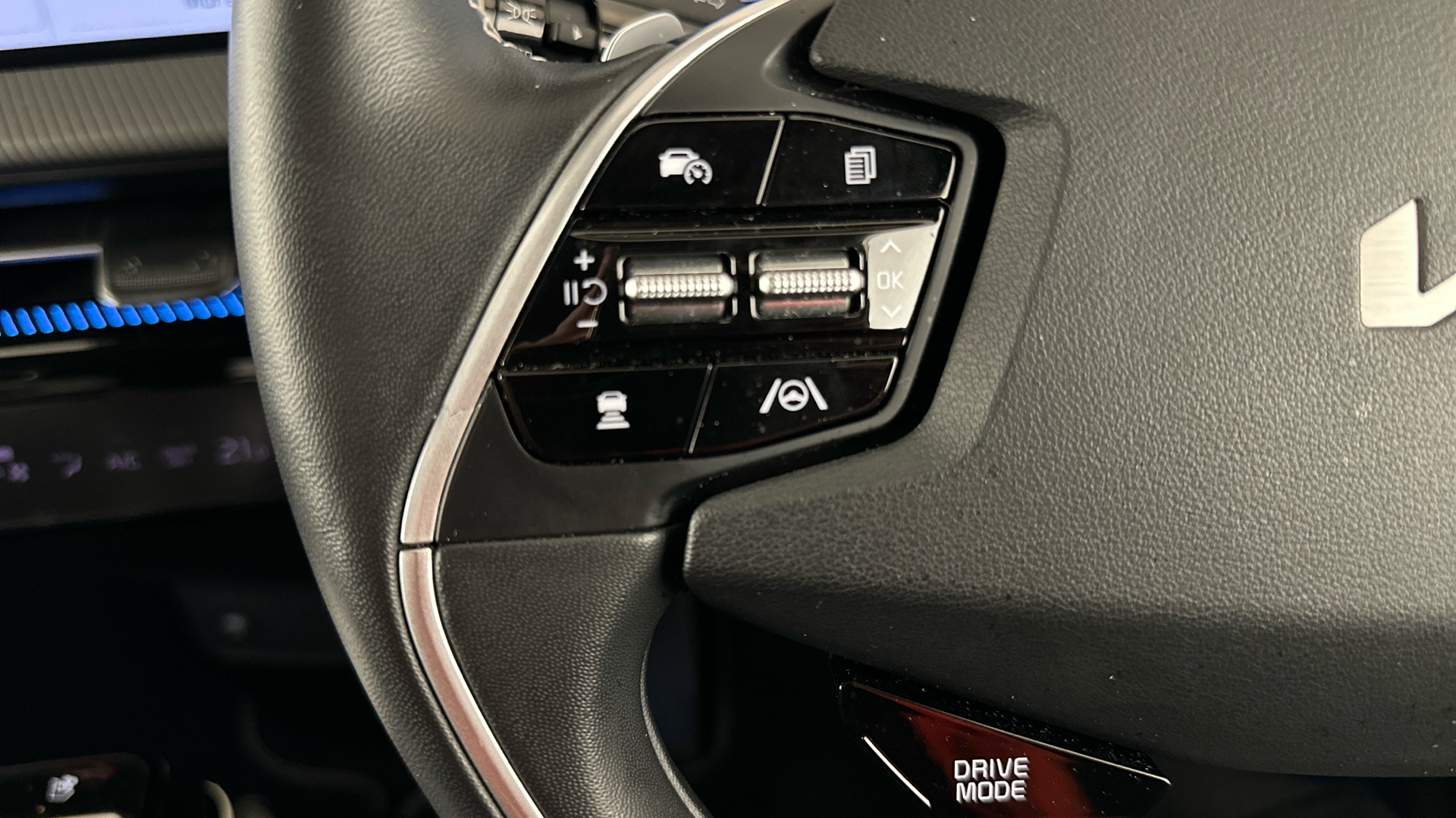 4020925 166kW GT Line S 77.4kWh 5dr Auto