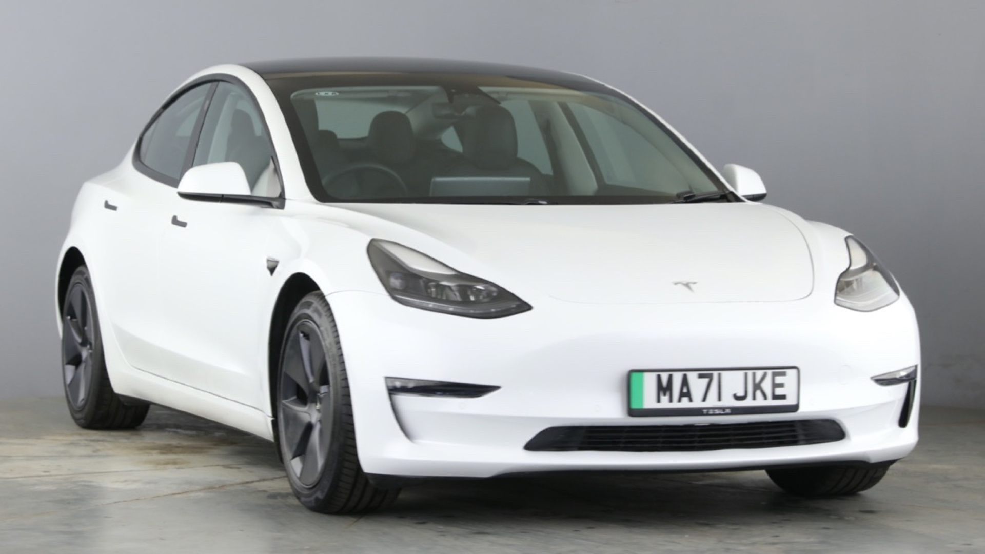 4027593 Long Range AWD 4dr Auto