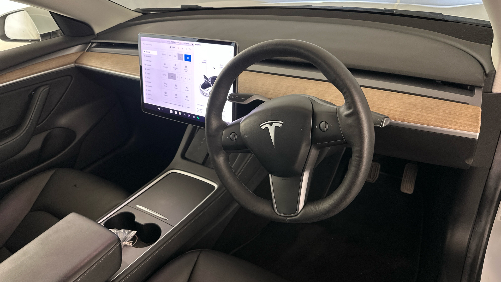 4027593 Long Range AWD 4dr Auto